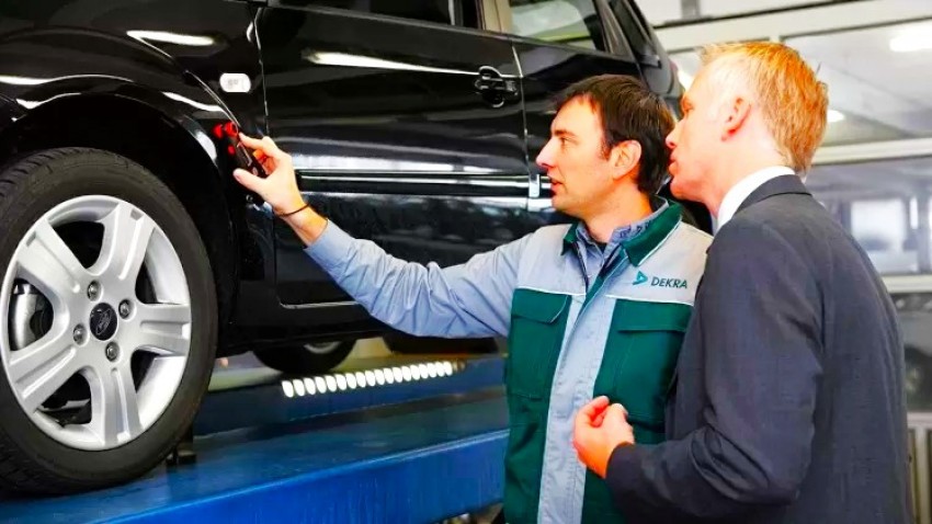 Como saber se um carro foi batido? Veja os principais sinais antes de comprar